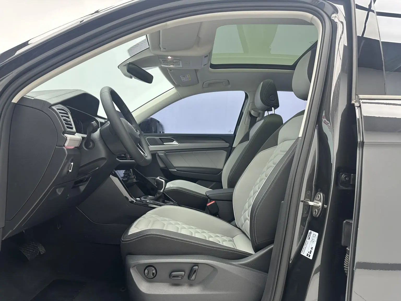 Volkswagen Tayron 2023 280TSI 2WD Luxury Plus