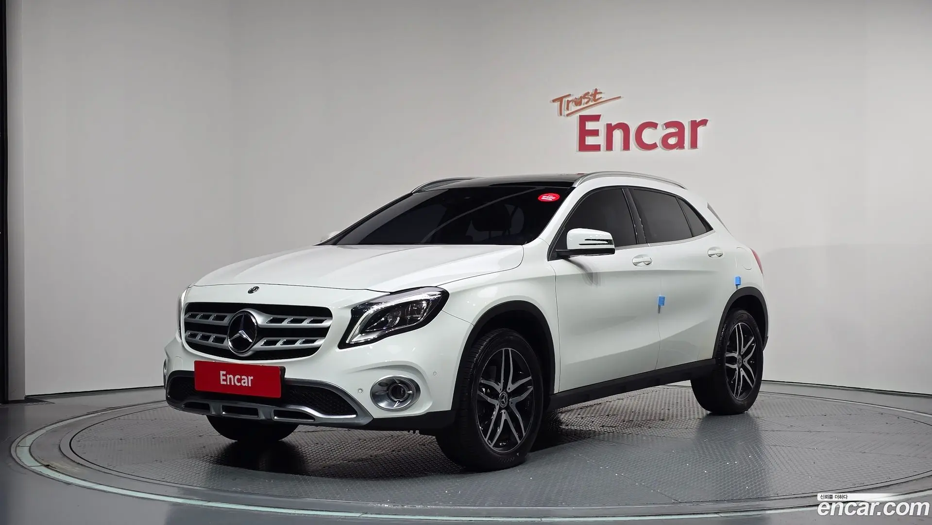 Mercedes-Benz GLA-Class GLA220 Premium 2017