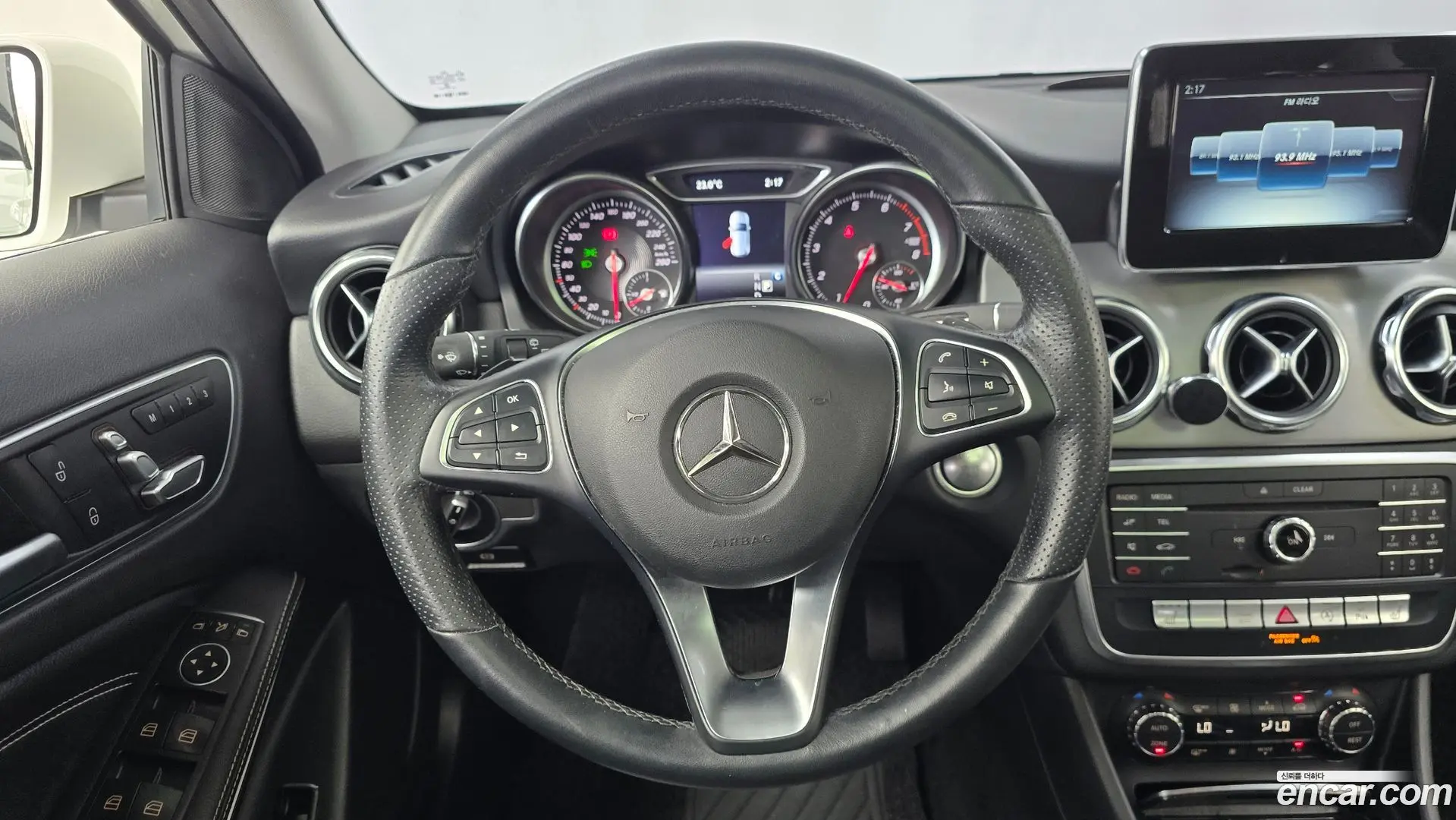Mercedes-Benz GLA-Class GLA220 Premium 2017