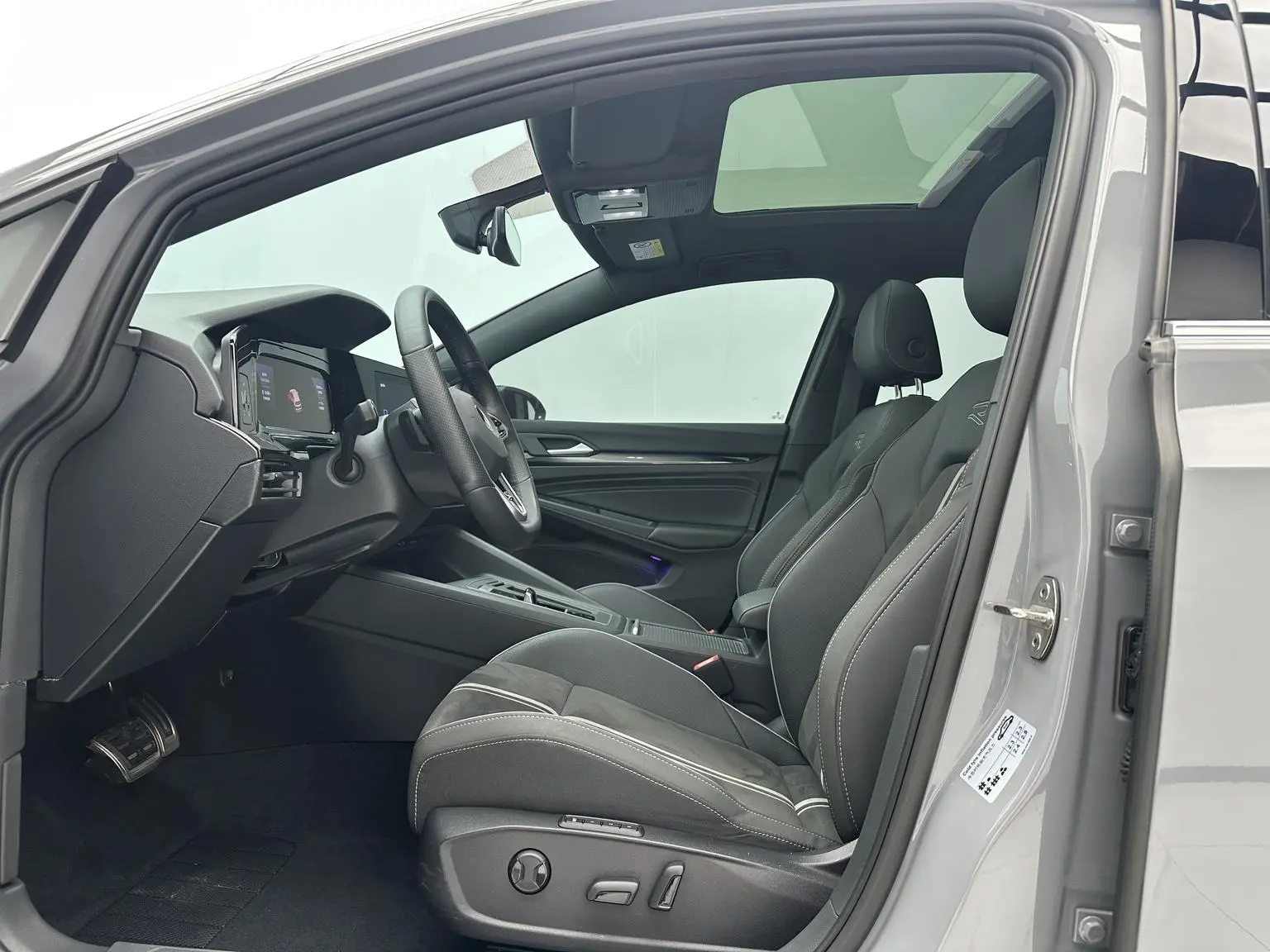 Volkswagen Golf 2023 Facelift 280TSI DSG R-Line Lite
