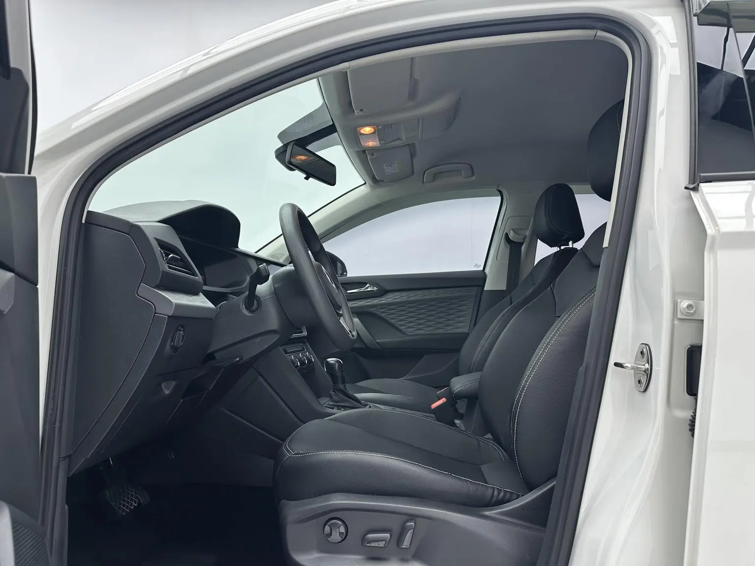 Volkswagen Tharu 2022 280TSI 2WD Fashion