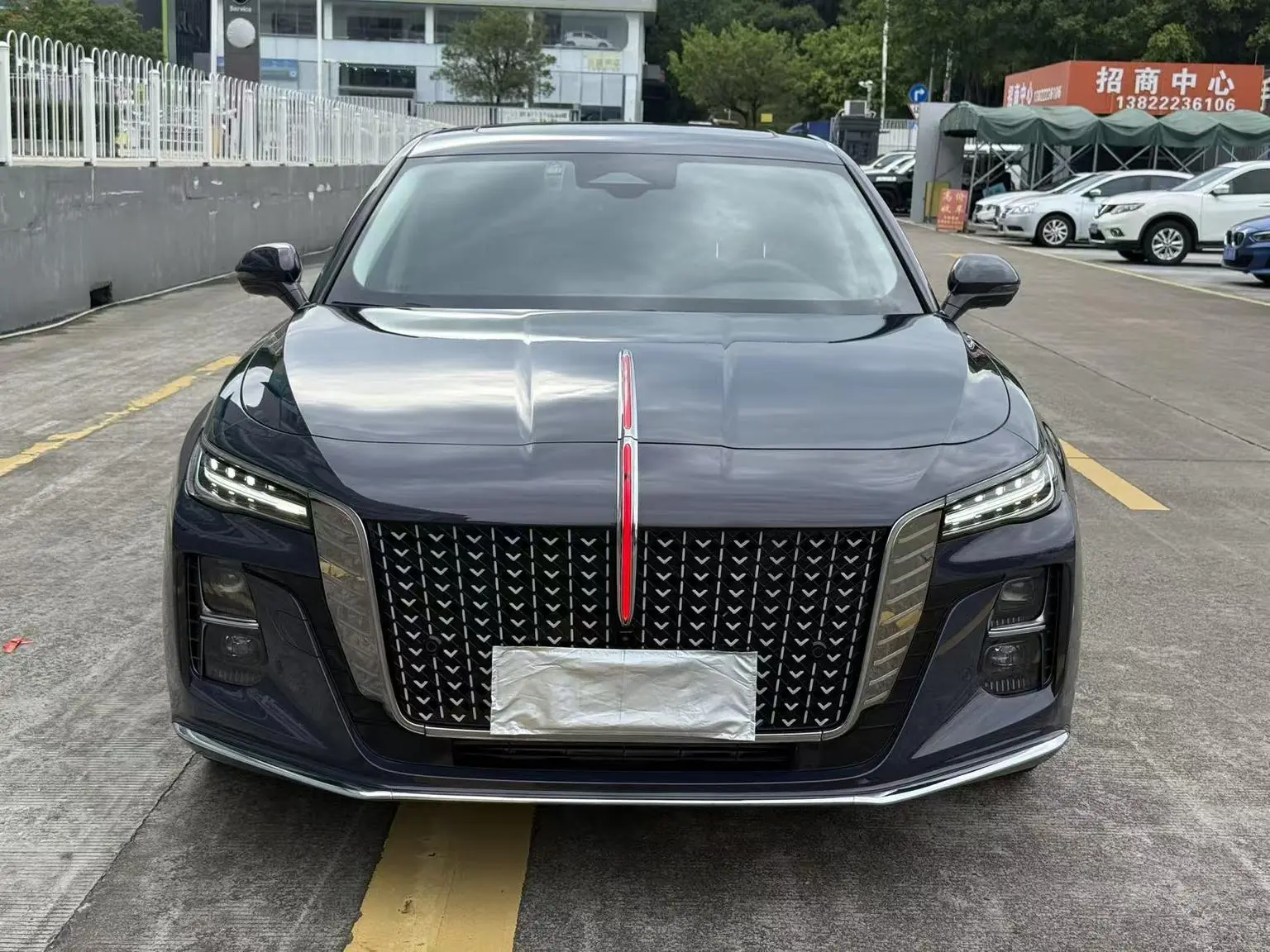 Hongqi H5 2023 2.0T Auto Smart Connected