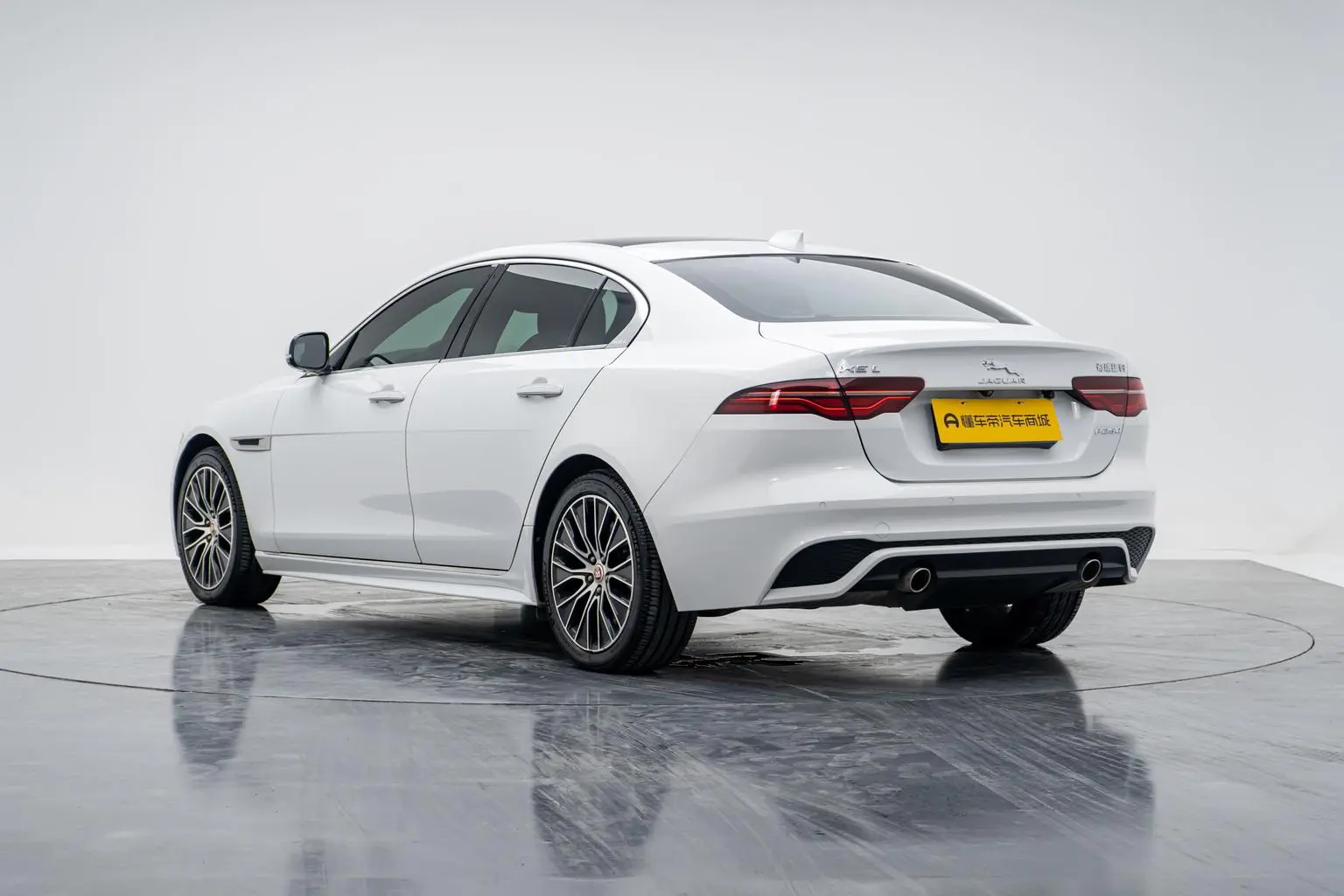 Jaguar XEL 2021 2.0T 250PS R-DYNAMIC S Progressive Sport
