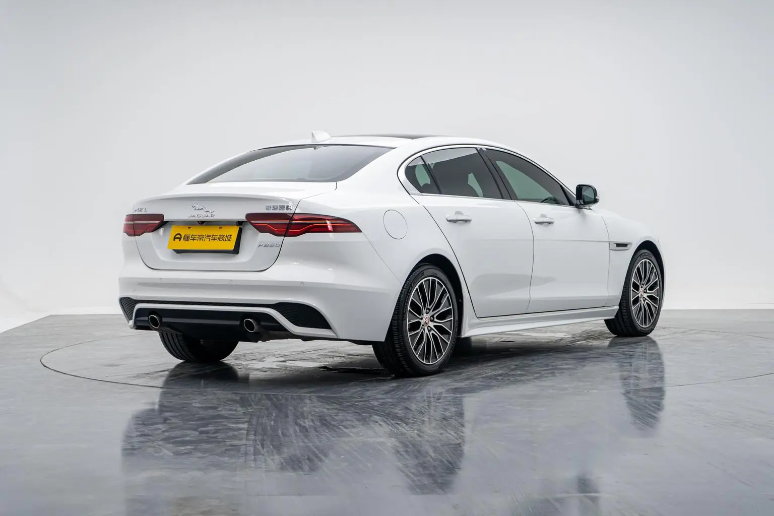 Jaguar XEL 2021 2.0T 250PS R-DYNAMIC S Progressive Sport
