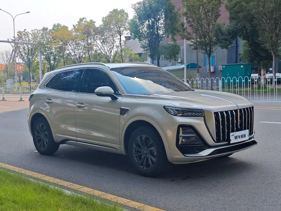 Hongqi HS5 2023 2.0T Pro