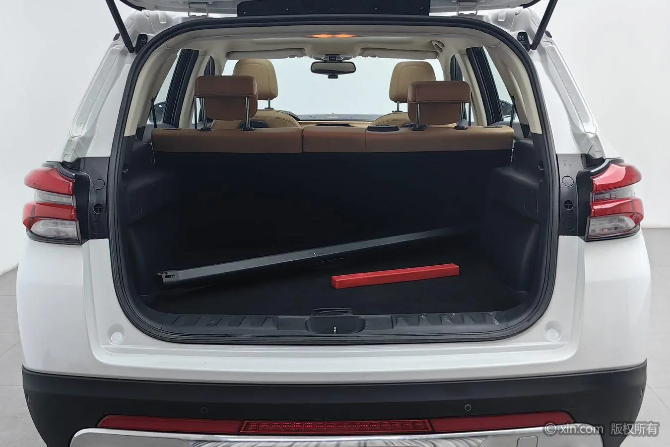 V7 2018 280T Auto Luxury 5 seat