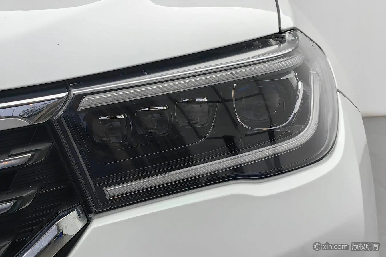 V7 2018 280T Auto Luxury 5 seat