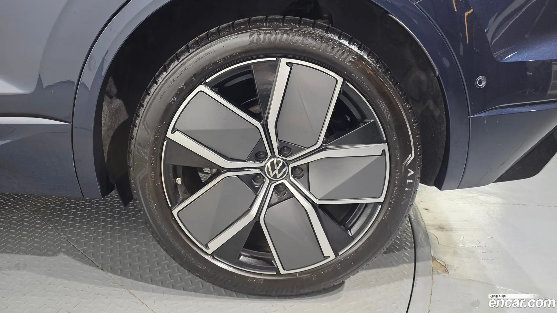 Volkswagen Touareg 3.0 TDI R-Line