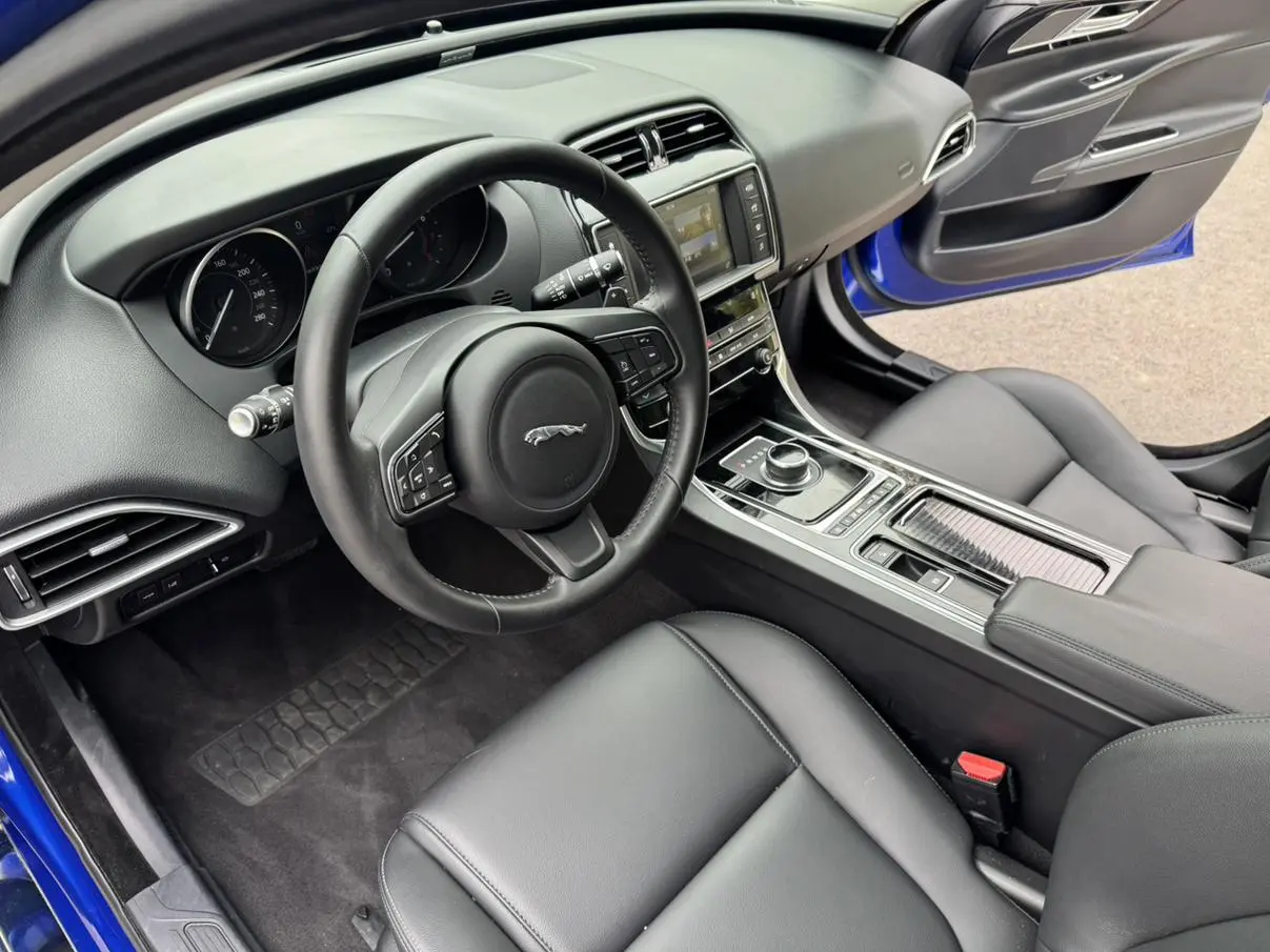 Jaguar XEL 2018 2.0T 200PS Elite