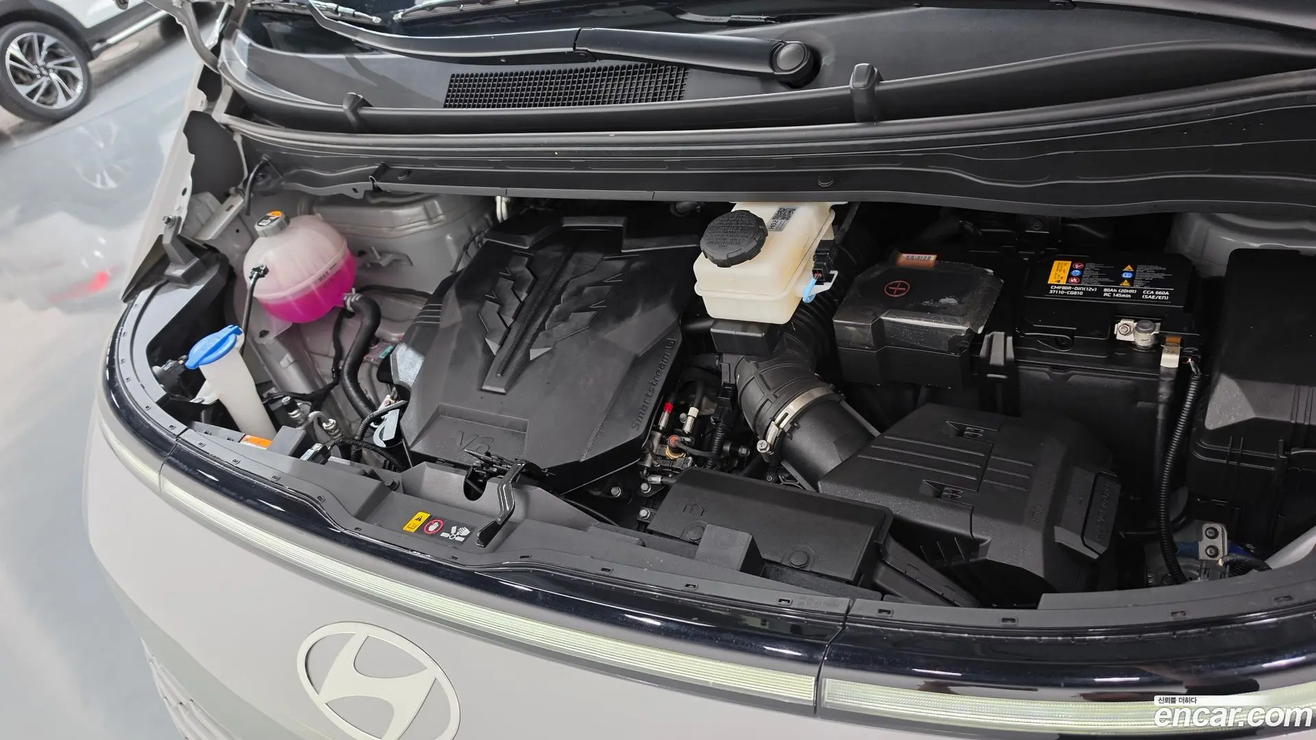 Hyundai Staria L3.5 Cargo 3-Seater