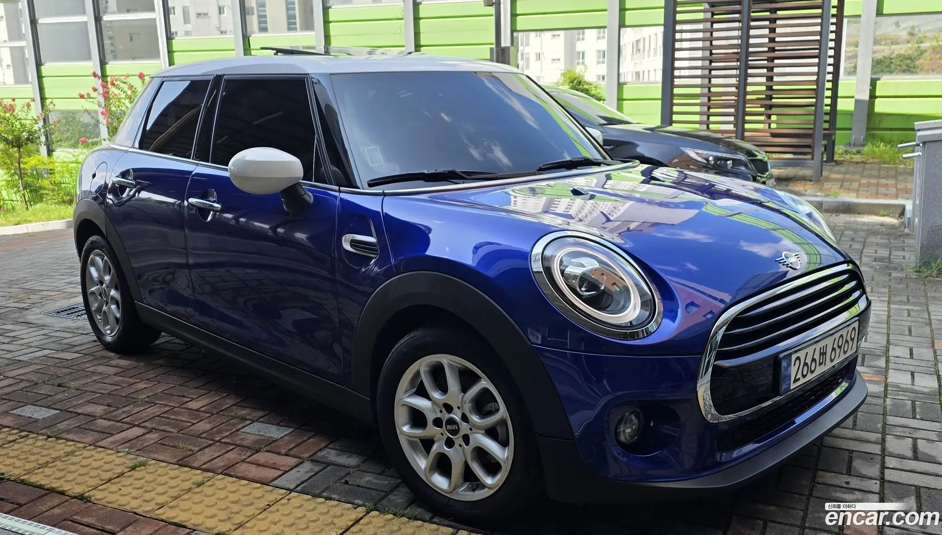 Mini Cooper 5Door HIGH