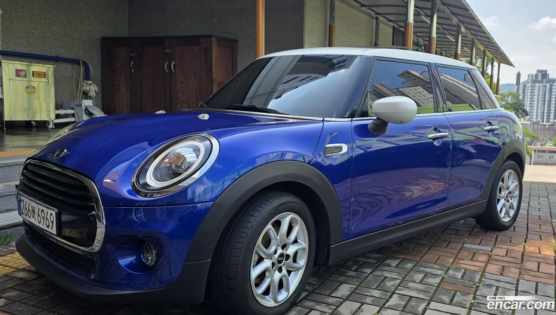 Mini Cooper 5Door HIGH