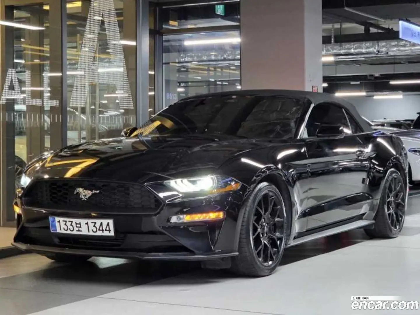 Ford Mustang Convertible