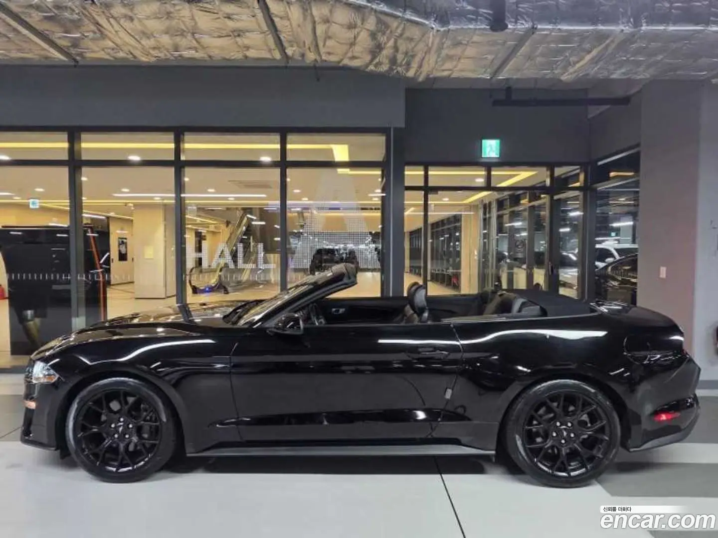 Ford Mustang Convertible