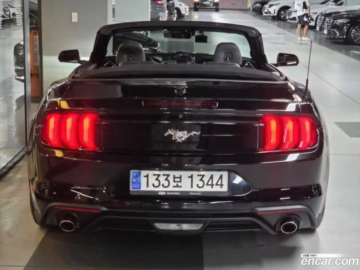 Ford Mustang Convertible