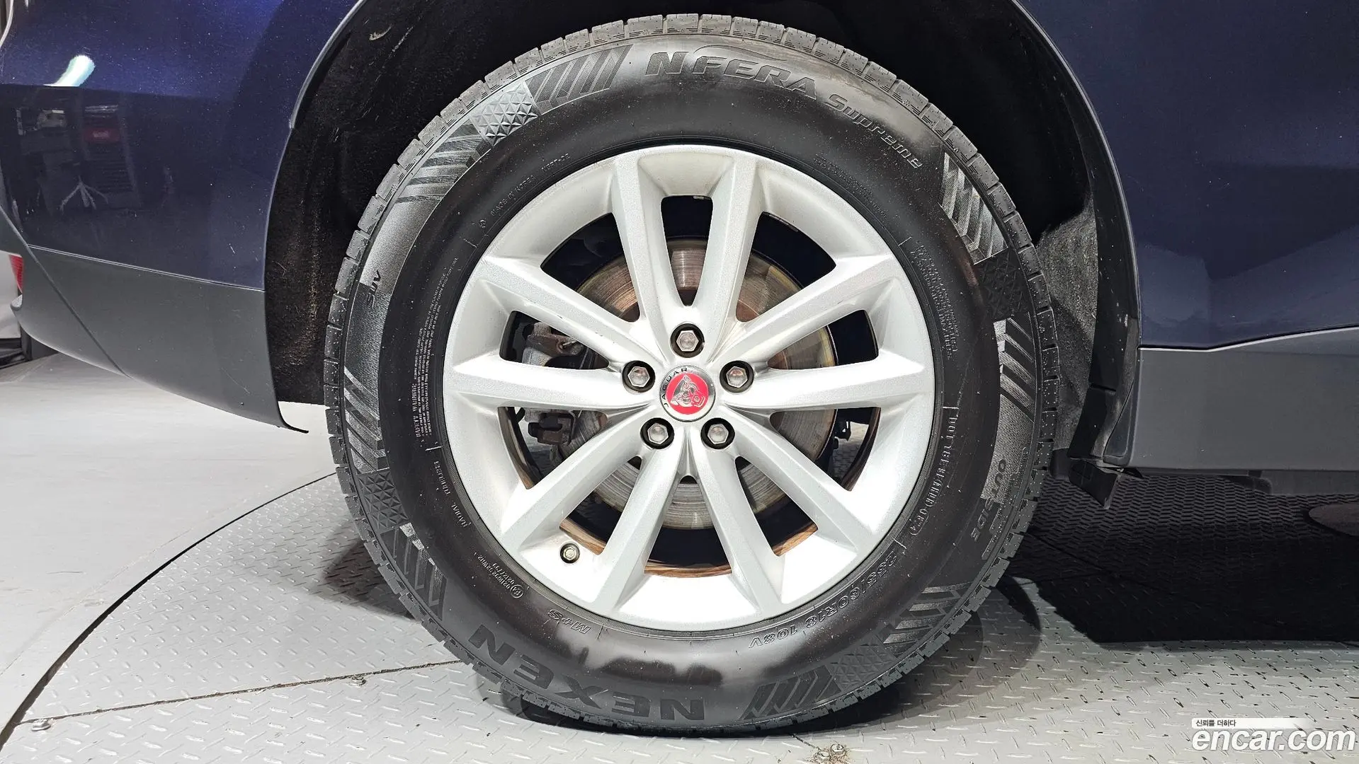 Jaguar F-PACE 20d Portfolio