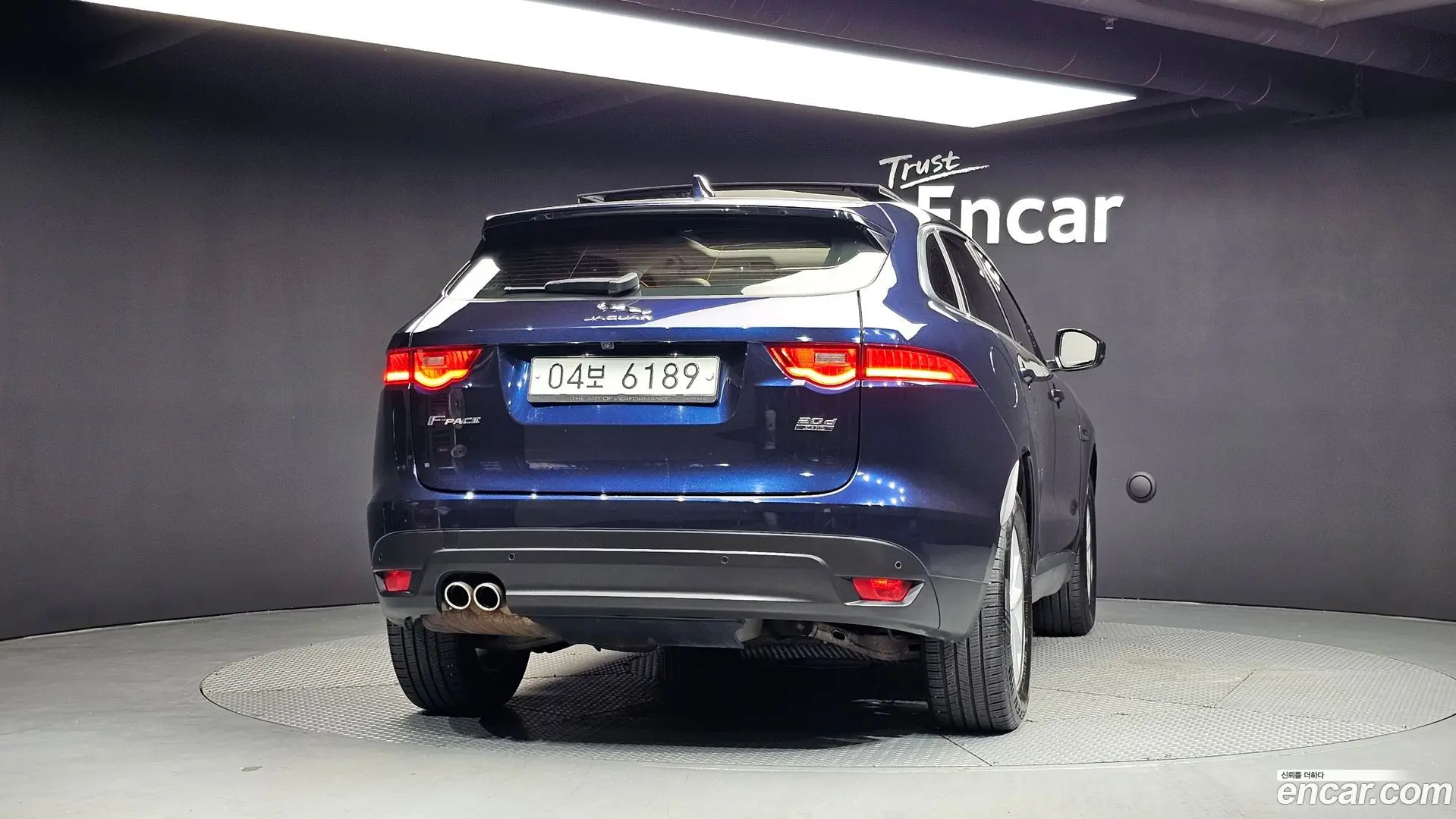 Jaguar F-PACE 20d Portfolio