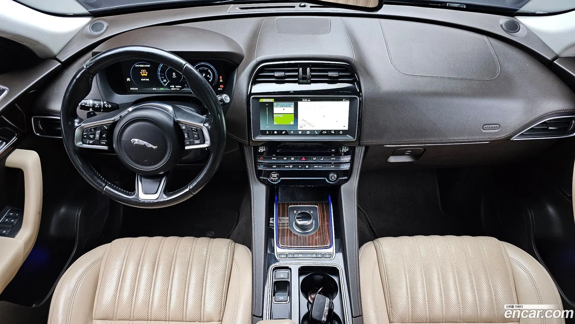 Jaguar F-PACE 20d Portfolio
