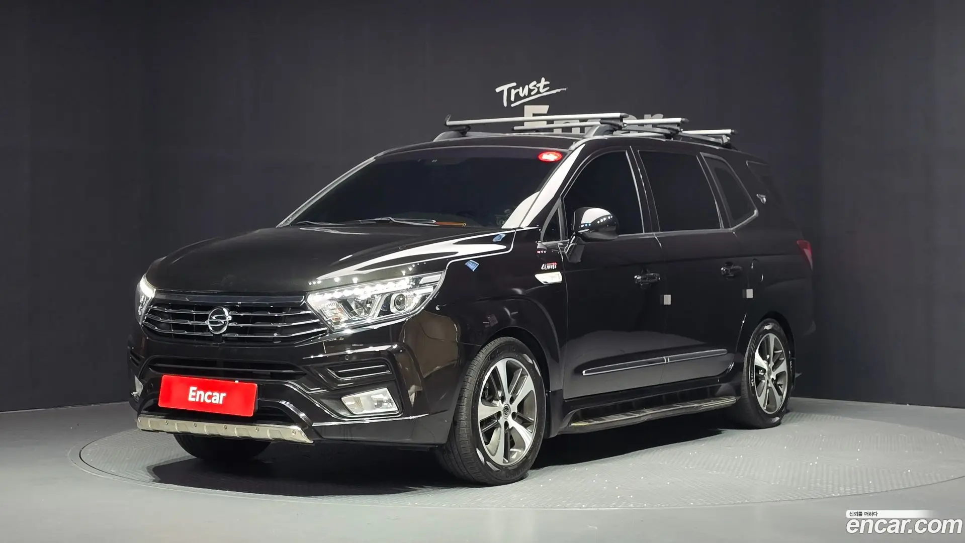 KG Mobility KORANDO 4WD Outdoor Edition 9-seater
