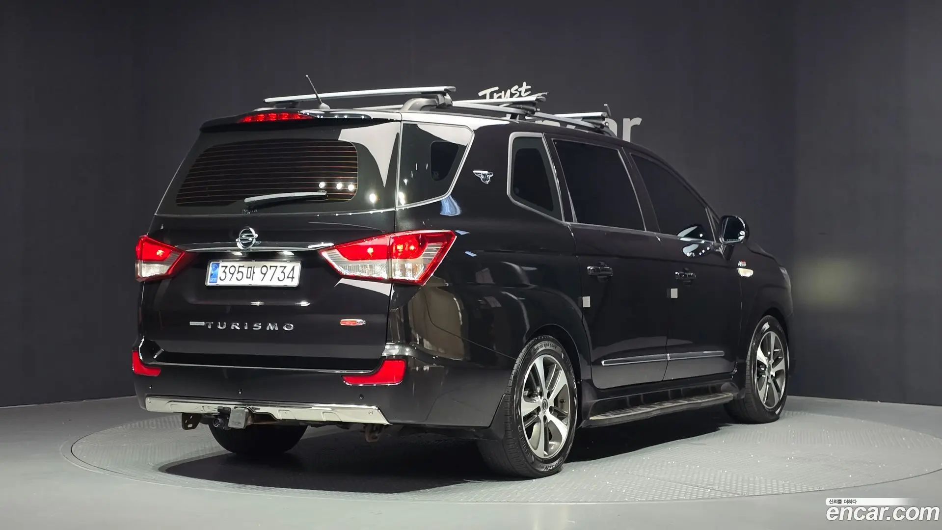 KG Mobility KORANDO 4WD Outdoor Edition 9-seater