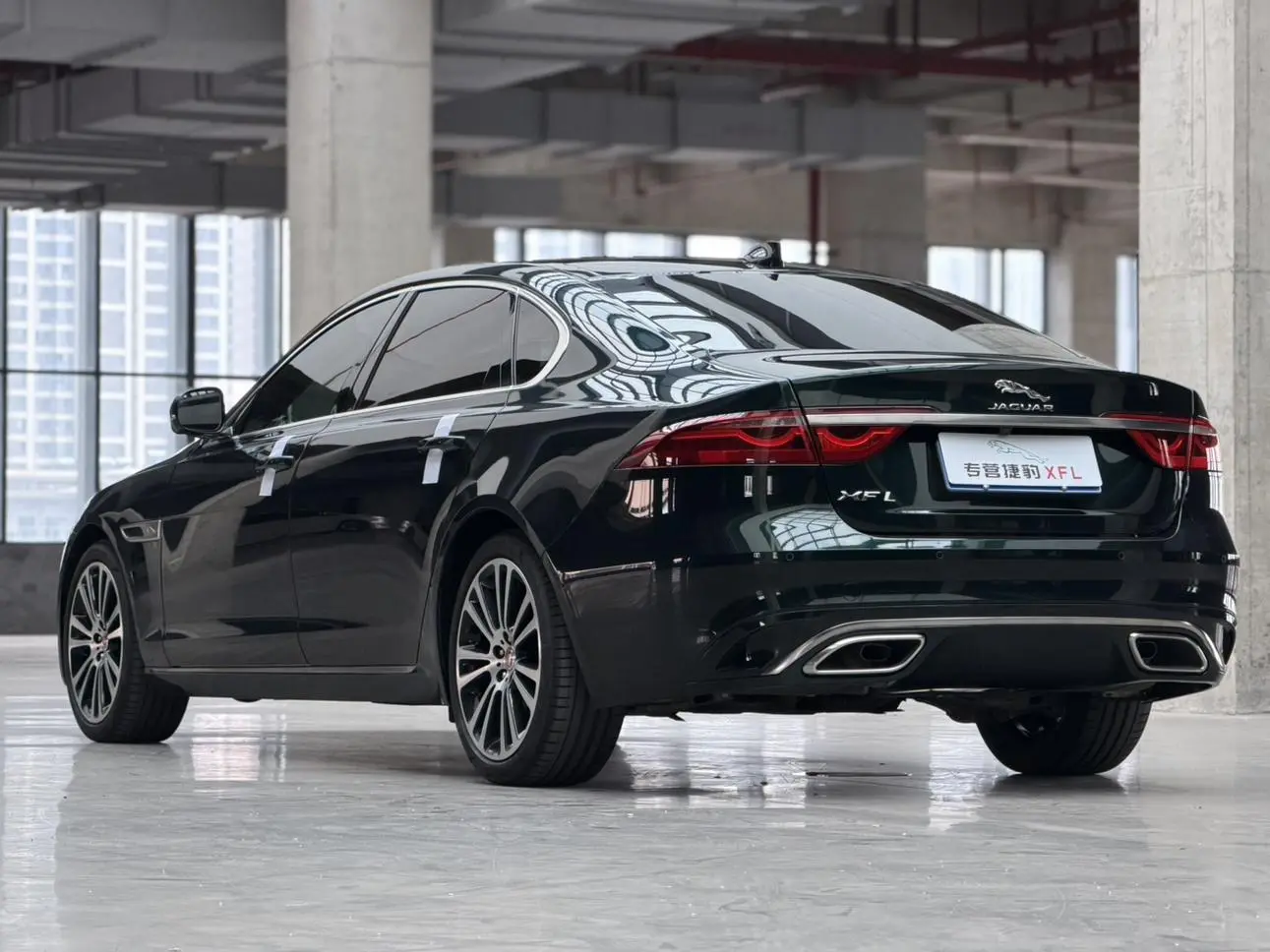 Jaguar XFL 2022 2.0T P250 2WD Premium Luxury