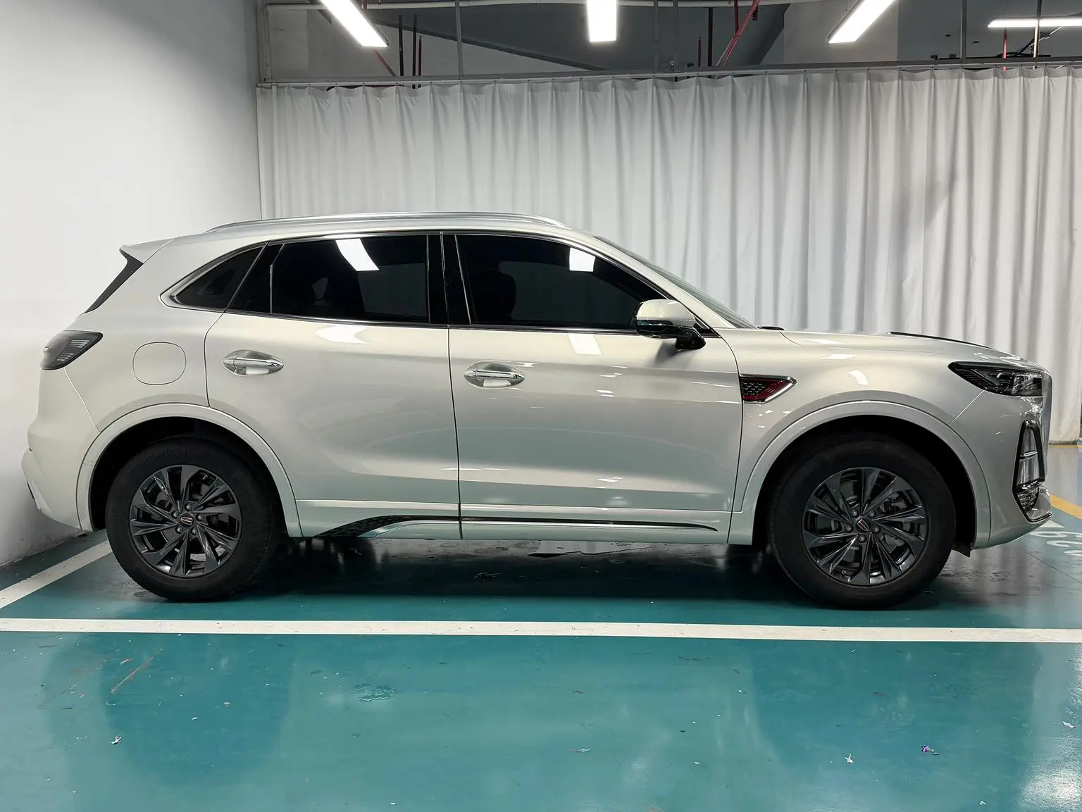 Hongqi HS5 2023 2.0T Pro