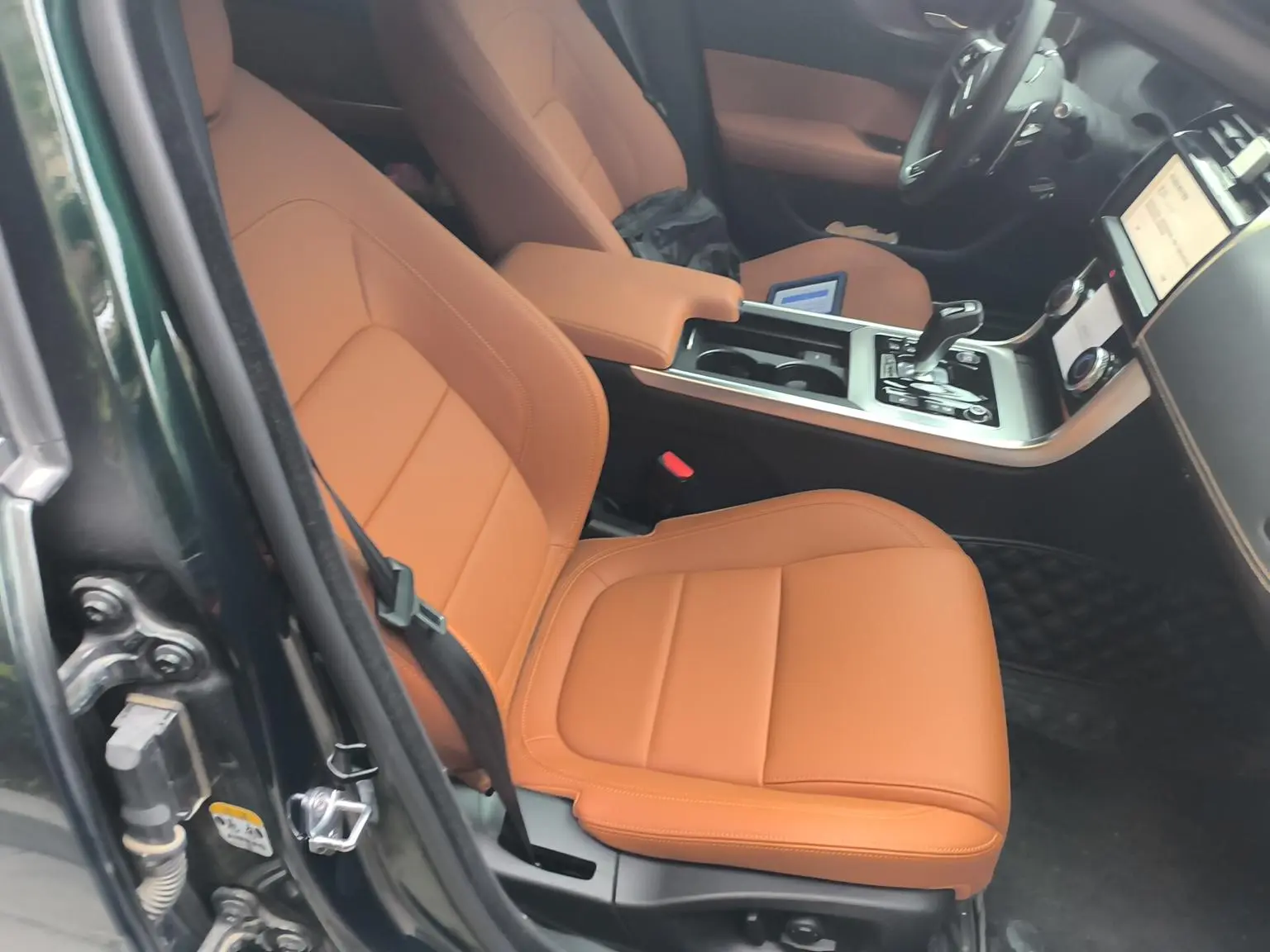 Jaguar XEL 2024 2.0T 250PS R-DYNAMIC S Progressive Sport