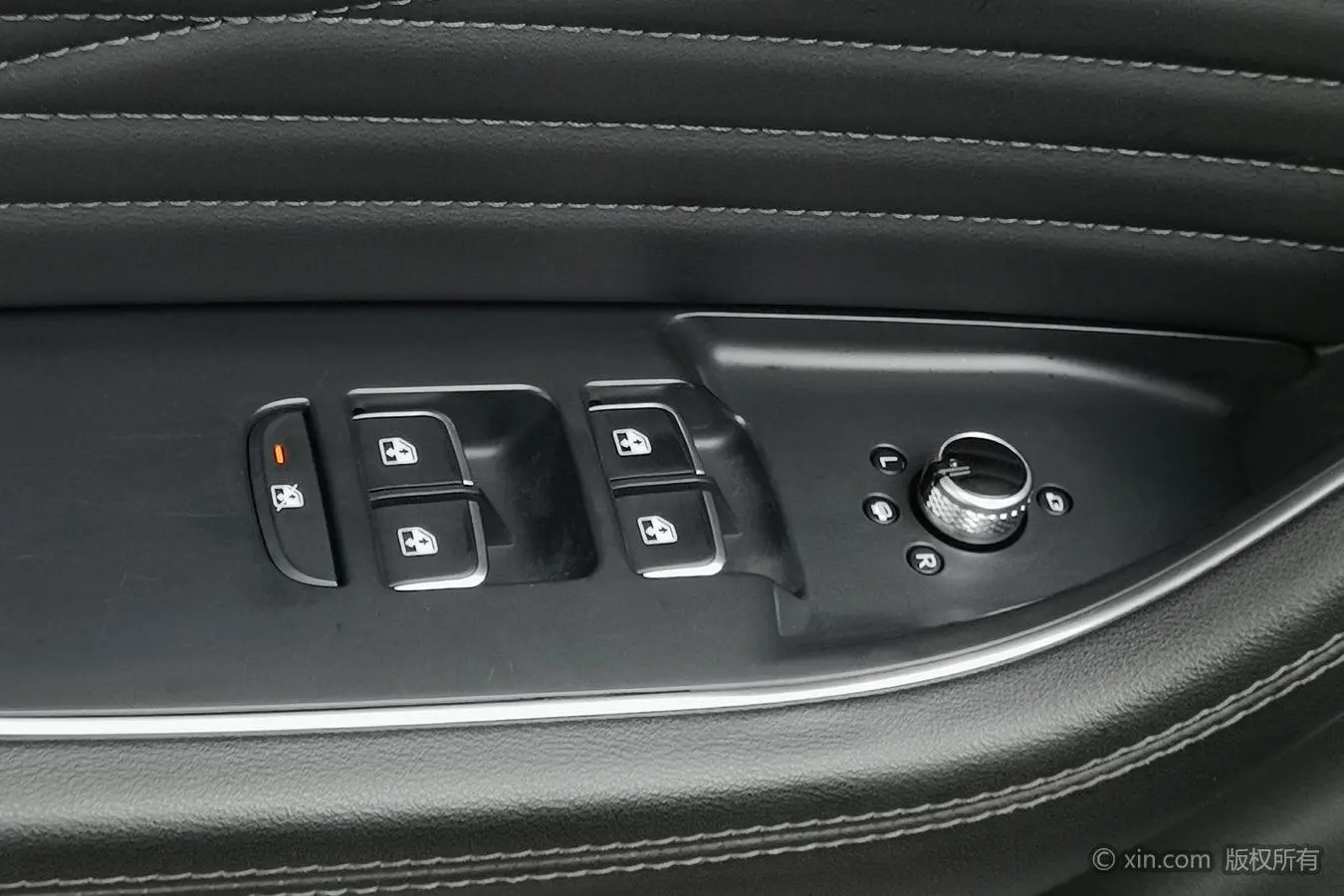 Hongqi HS5 2022 Facelift 2.0T Connected Flagship Enjoy 4WD