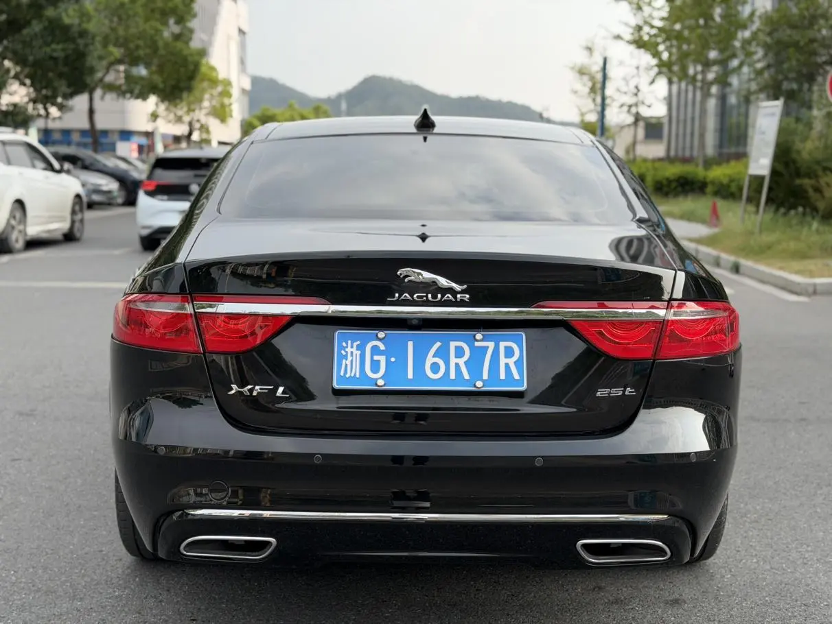 Jaguar XFL 2018 XFL 2.0T 250PS Luxury