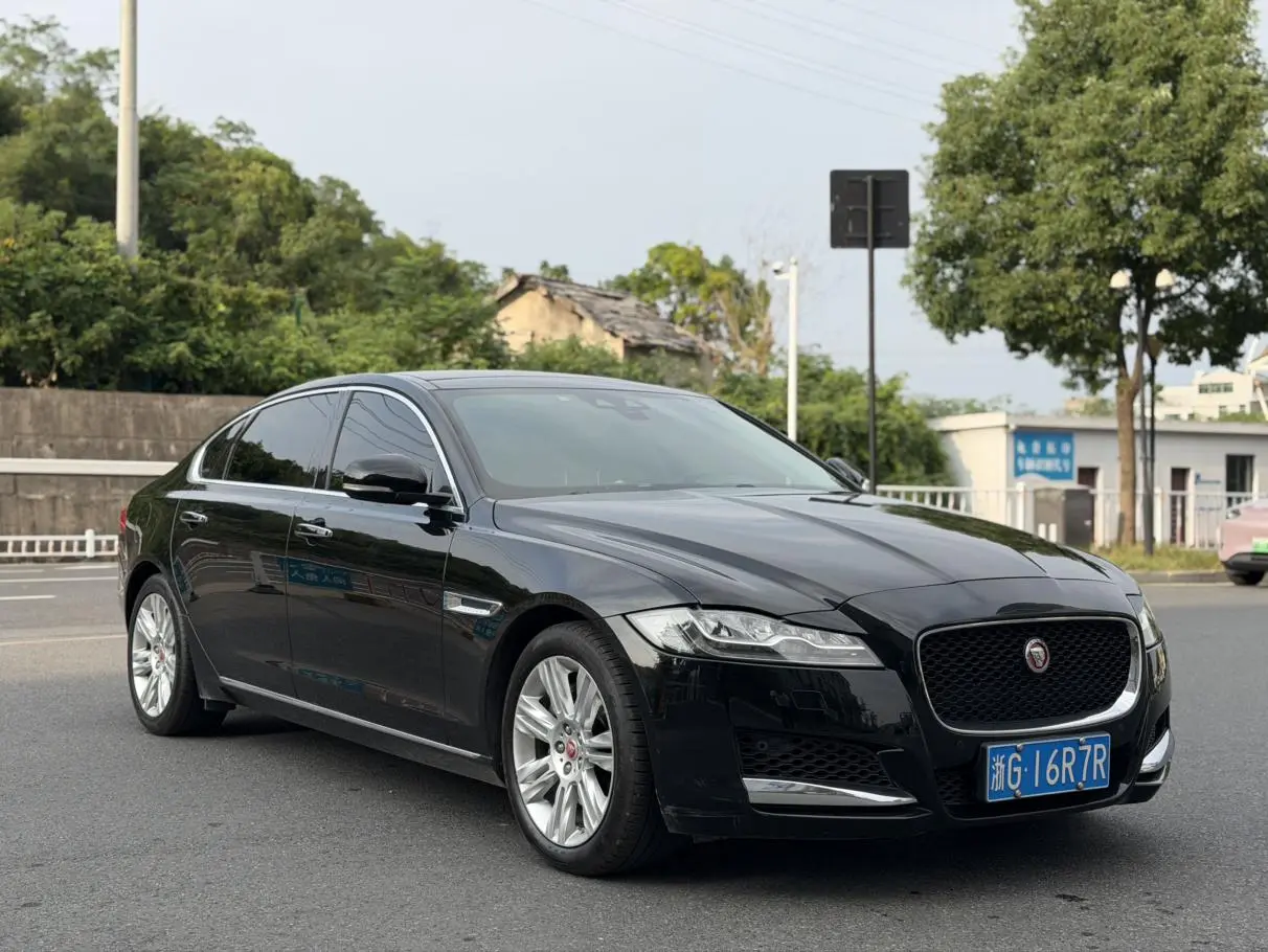 Jaguar XFL 2018 XFL 2.0T 250PS Luxury