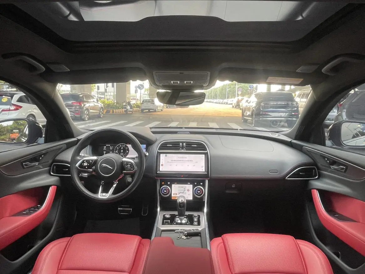 Jaguar XEL 2023 2.0T 250PS R-DYNAMIC S Progressive Sport