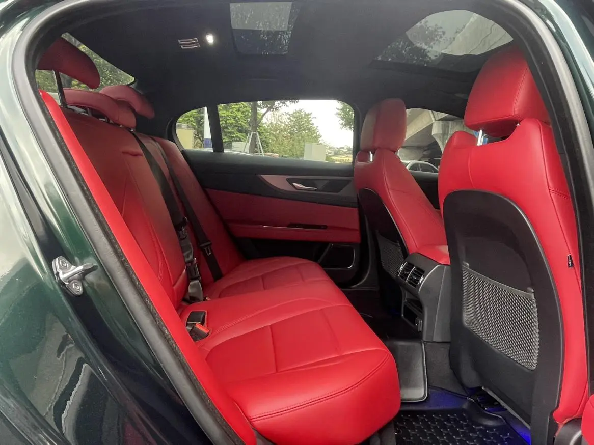 Jaguar XEL 2023 2.0T 250PS R-DYNAMIC S Progressive Sport