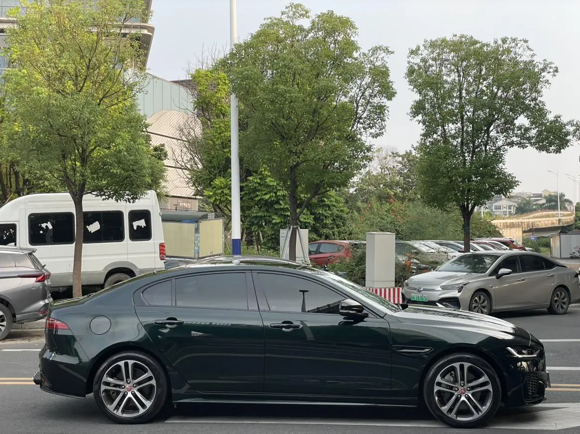 Jaguar XEL 2023 2.0T 250PS R-DYNAMIC S Progressive Sport
