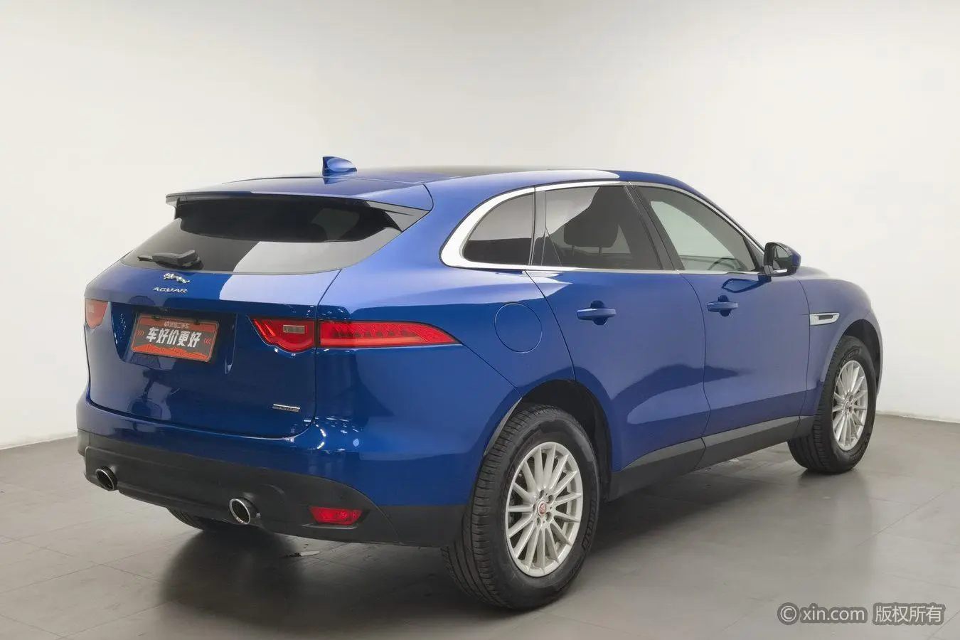 Jaguar F-PACE 2018 2.0T 4WD Premium Plus