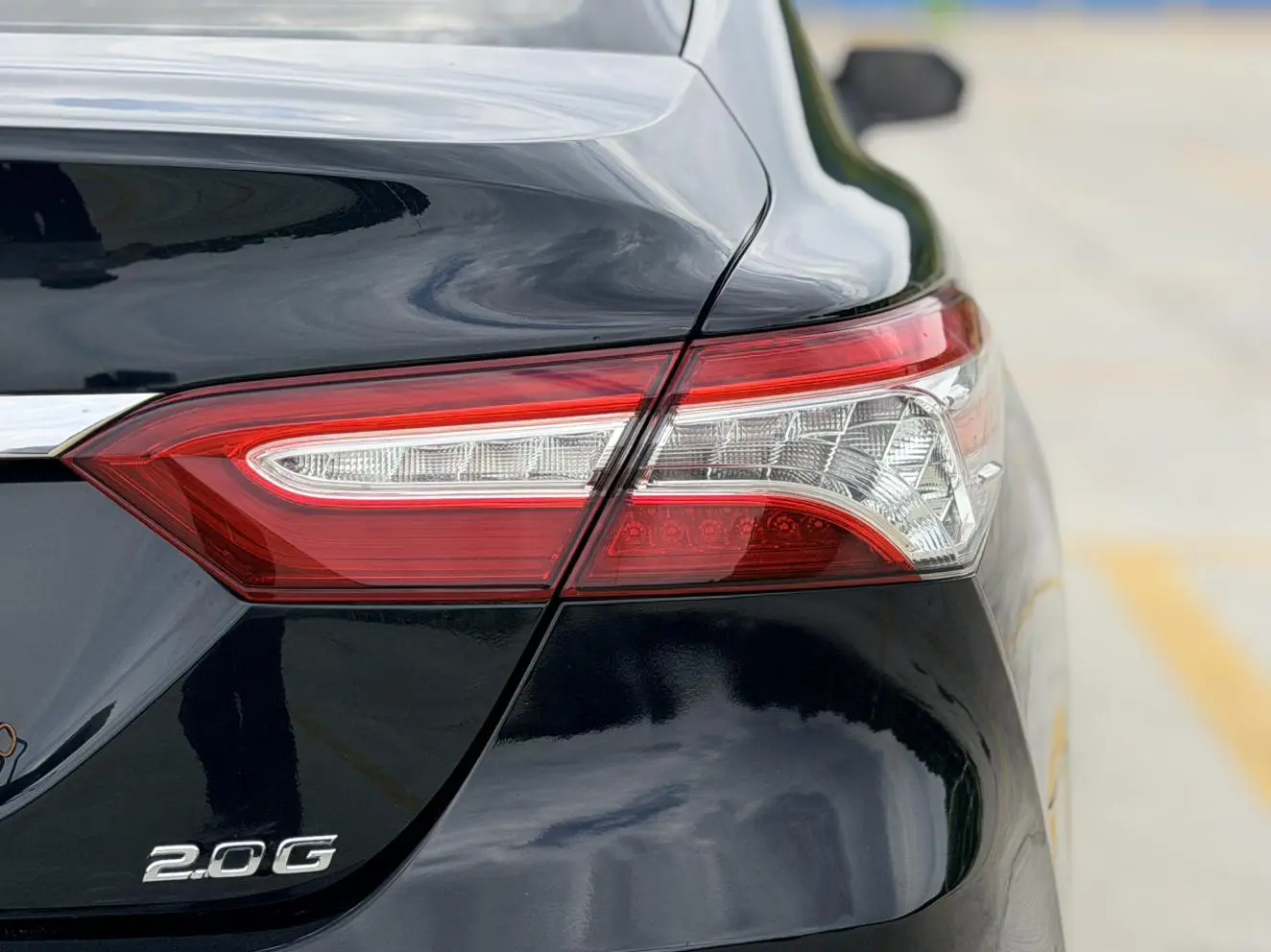 Toyota Camry 2023 2.0G Luxury