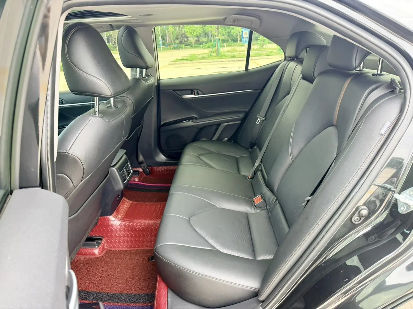 Toyota Camry 2023 2.0G Luxury