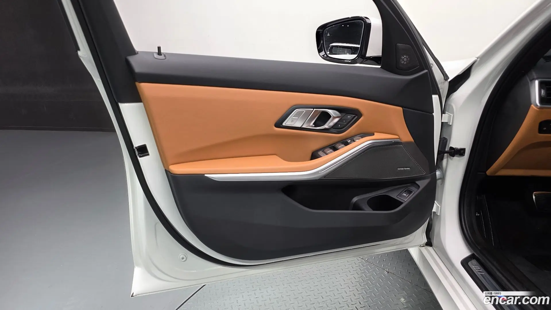 BMW 3-Series 320i M Sport 2023