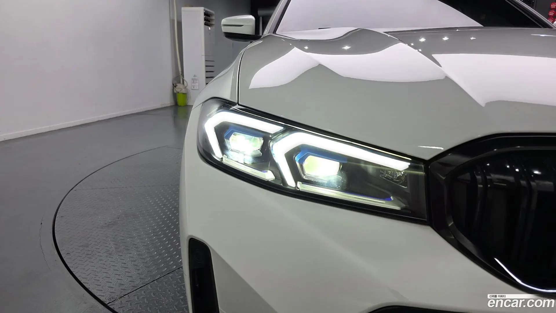 BMW 3-Series 320i M Sport 2023