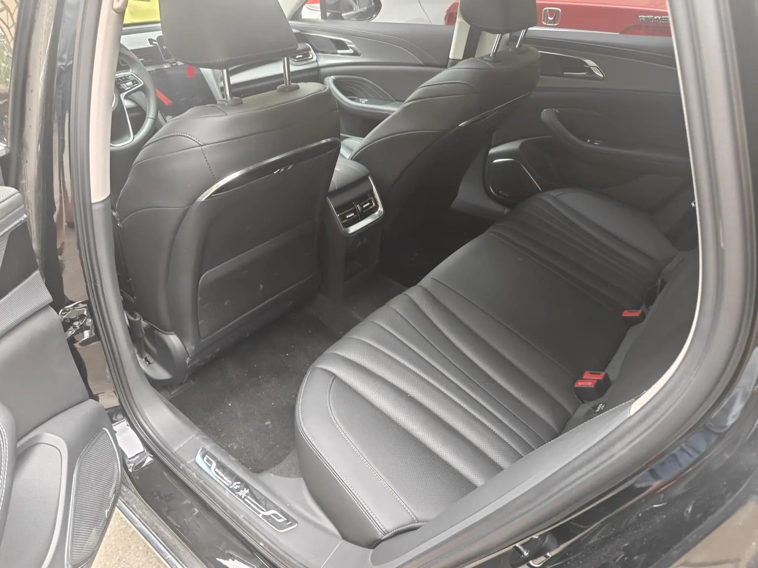 Hongqi H5 2023 2.0T Auto Smart Connected Qichang