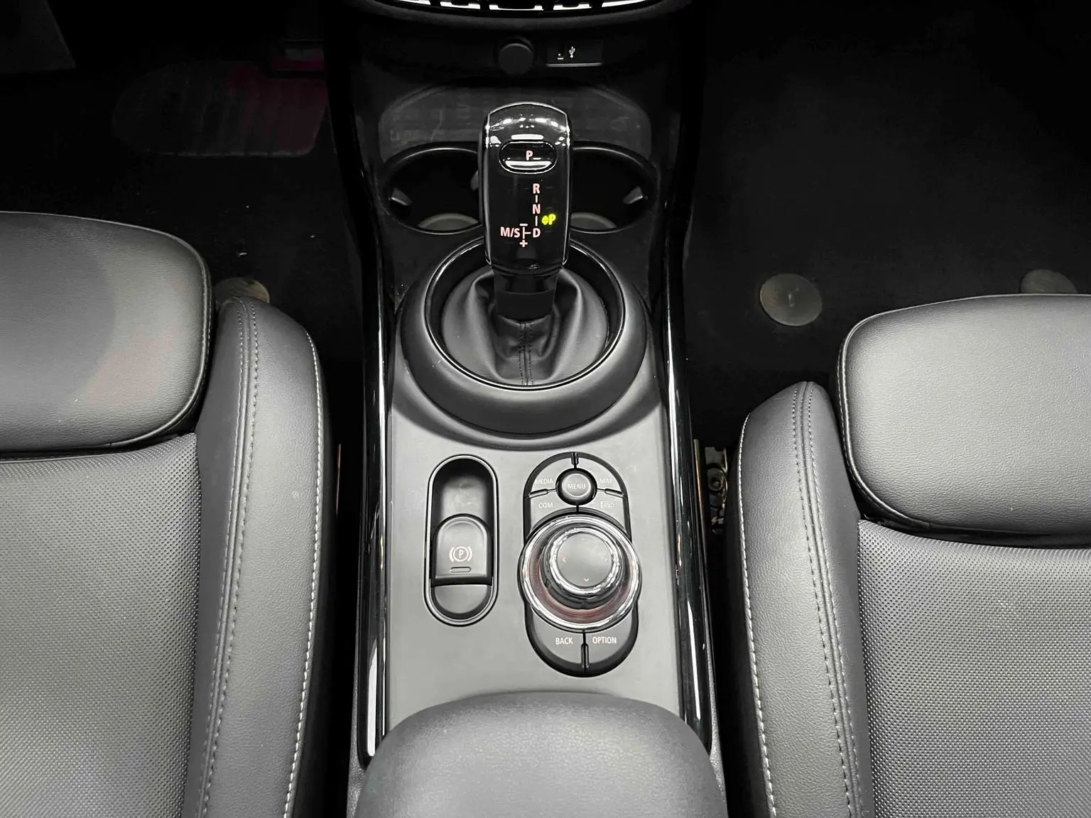 MINI CLUBMAN 2022 1.5T COOPER