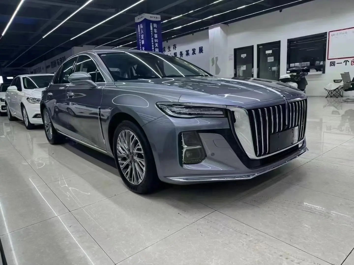 Hongqi H5 2023 2.0T Auto Smart Connected Qichang