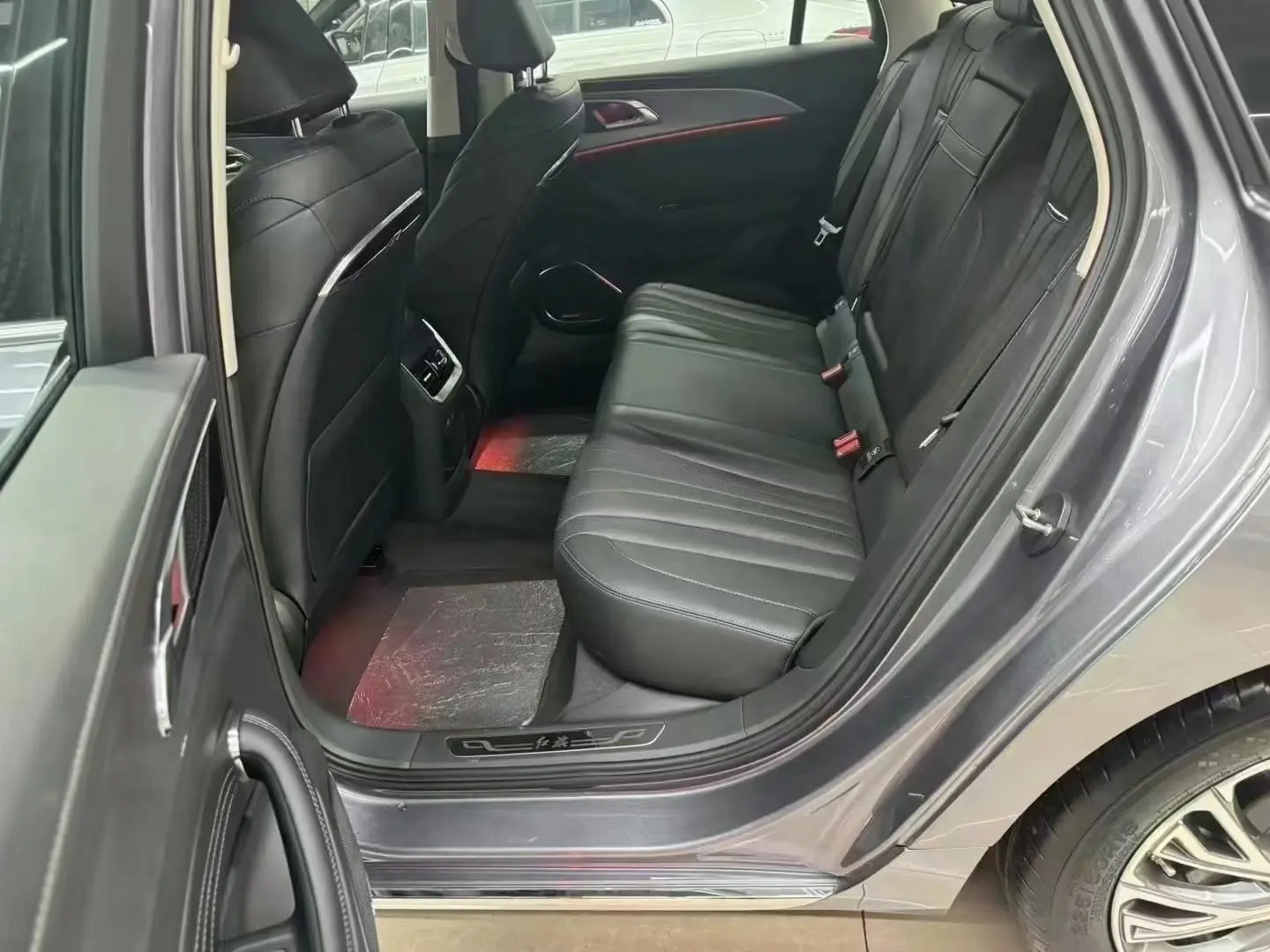 Hongqi H5 2023 2.0T Auto Smart Connected Qichang