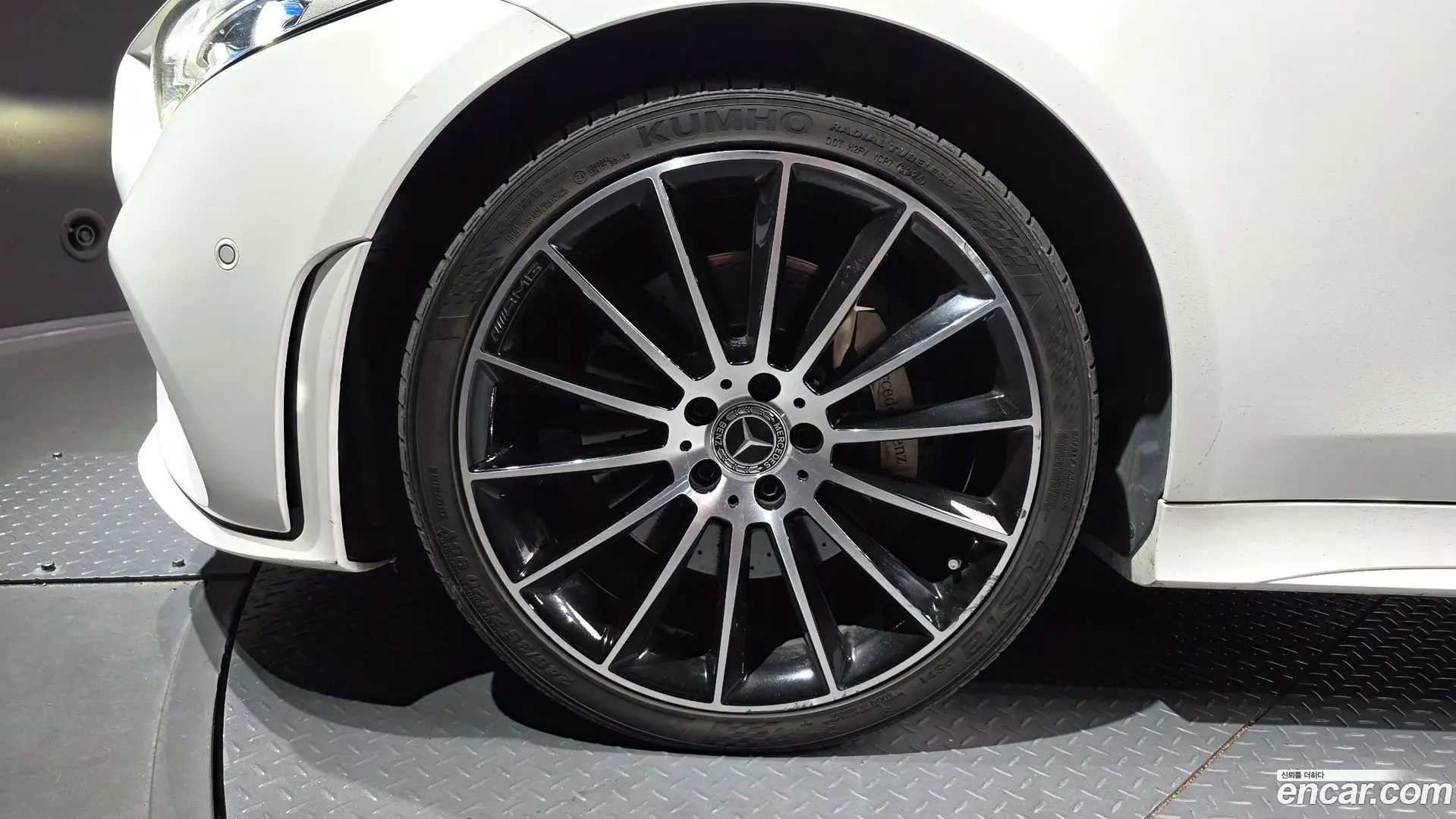 Mercedes-Benz CLS-Class CLS400d 4MATIC AMG Line 2018