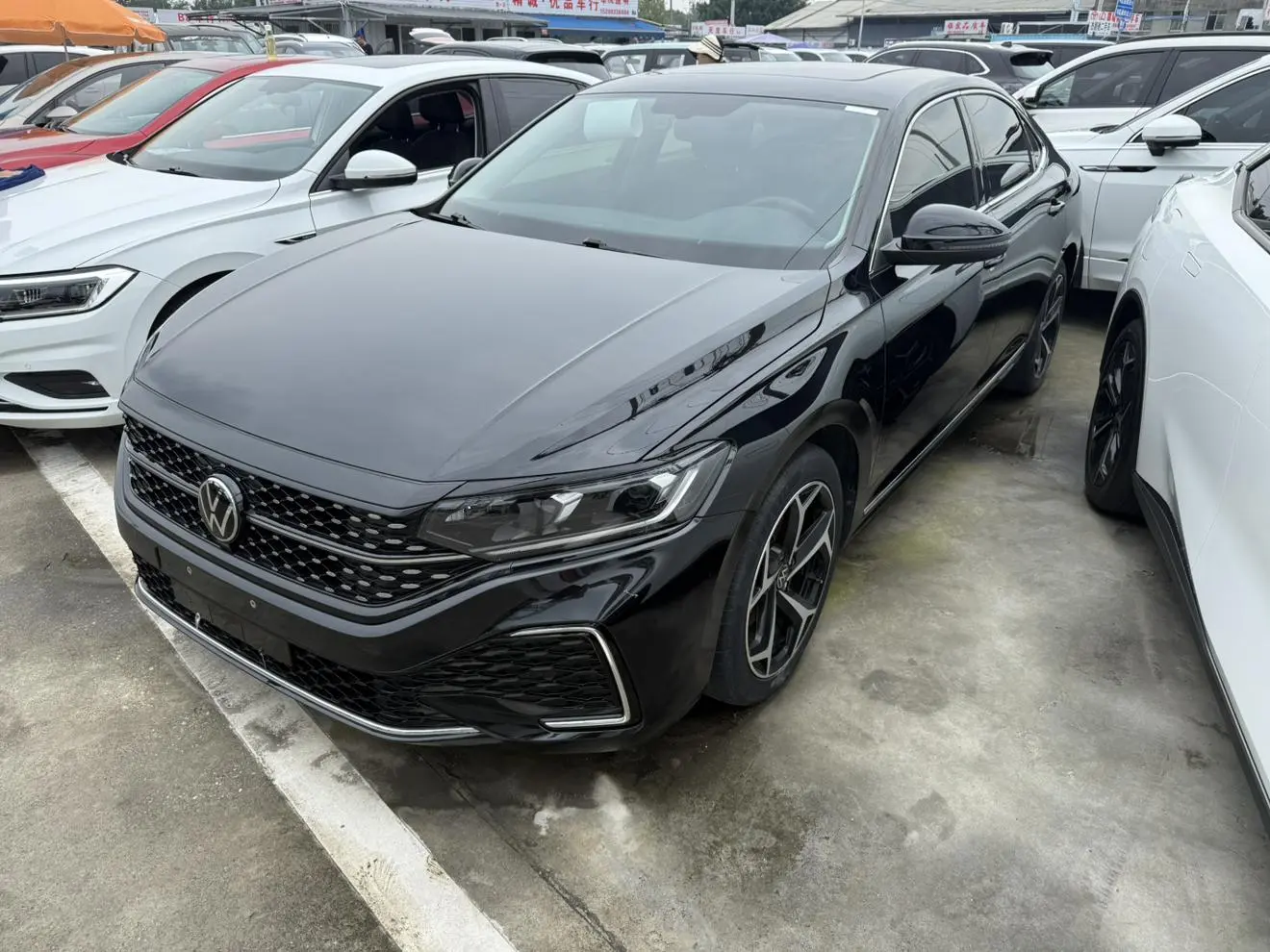 Volkswagen Passat 2023 330TSI Elite