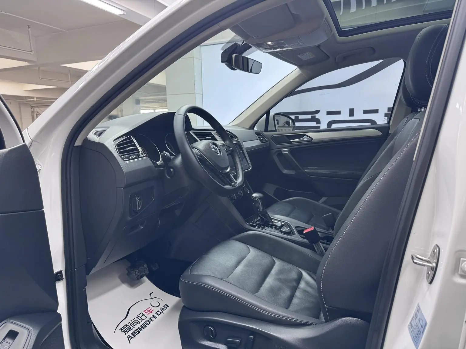 Volkswagen Tiguan L 2019 380TSI Auto 4WD Smart Dynamic Luxury China VI