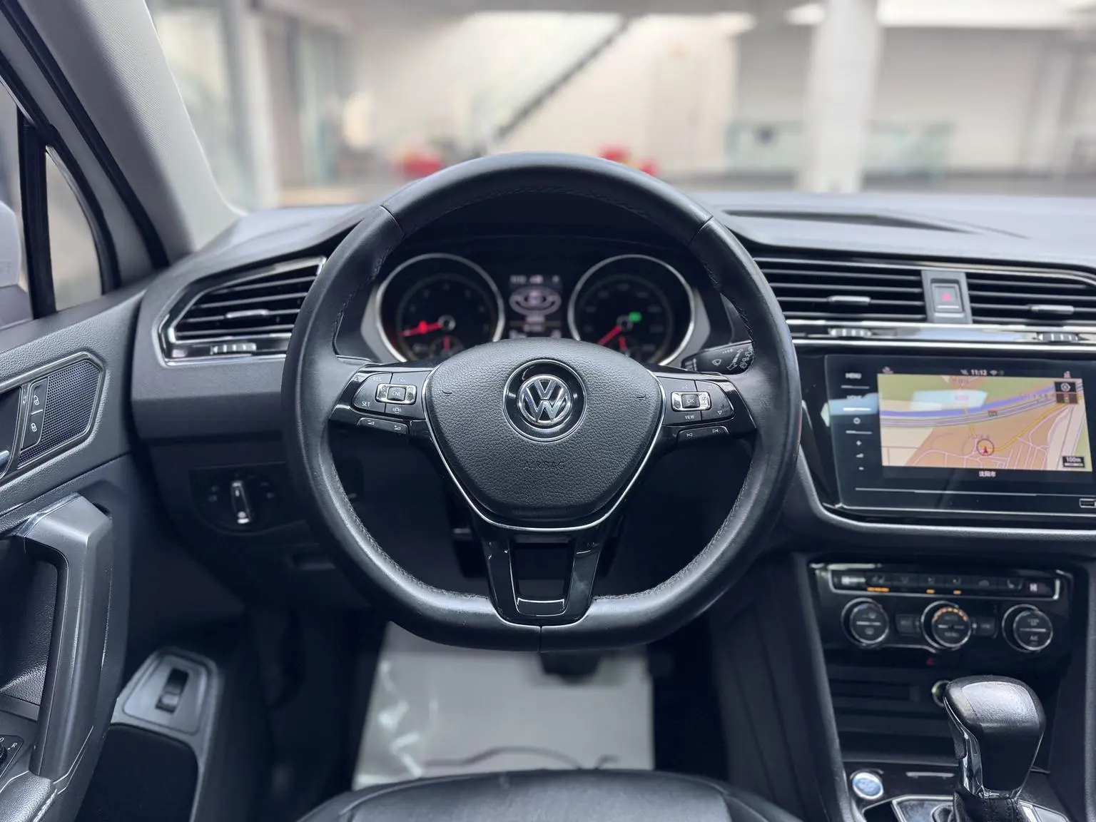 Volkswagen Tiguan L 2019 380TSI Auto 4WD Smart Dynamic Luxury China VI