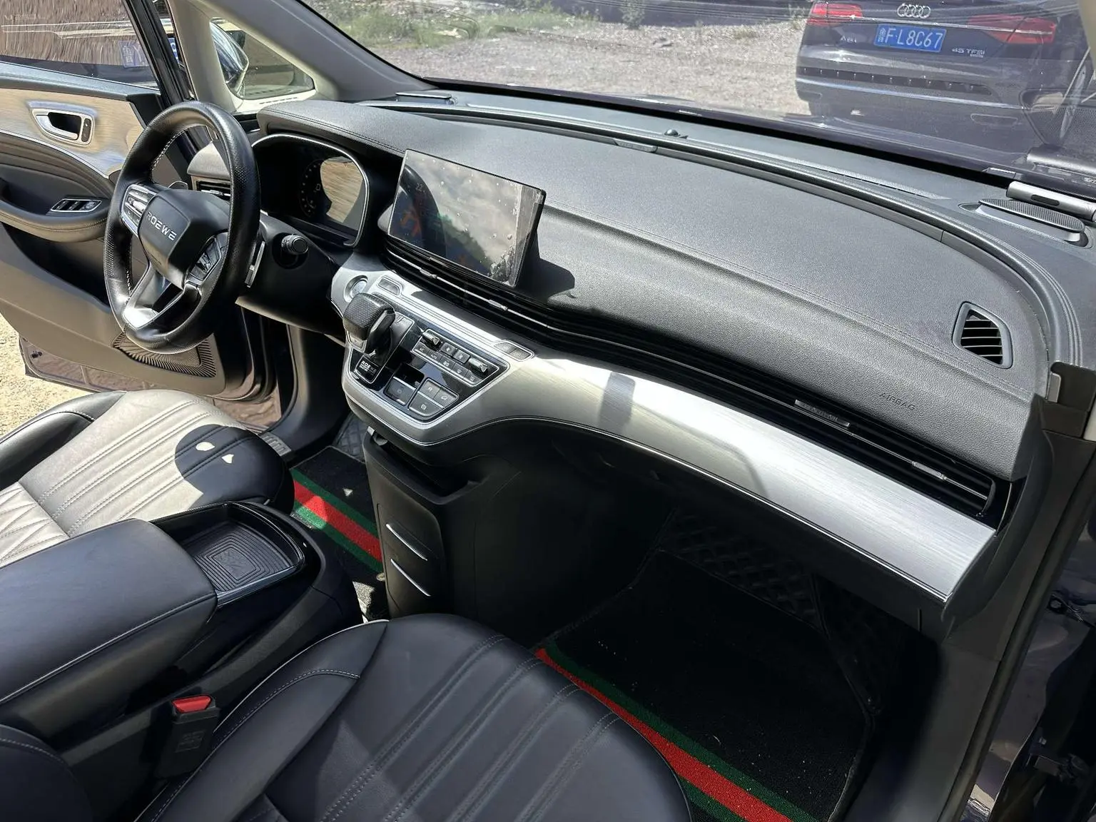 Roewe iMAX8 2022 400TGI Flagship