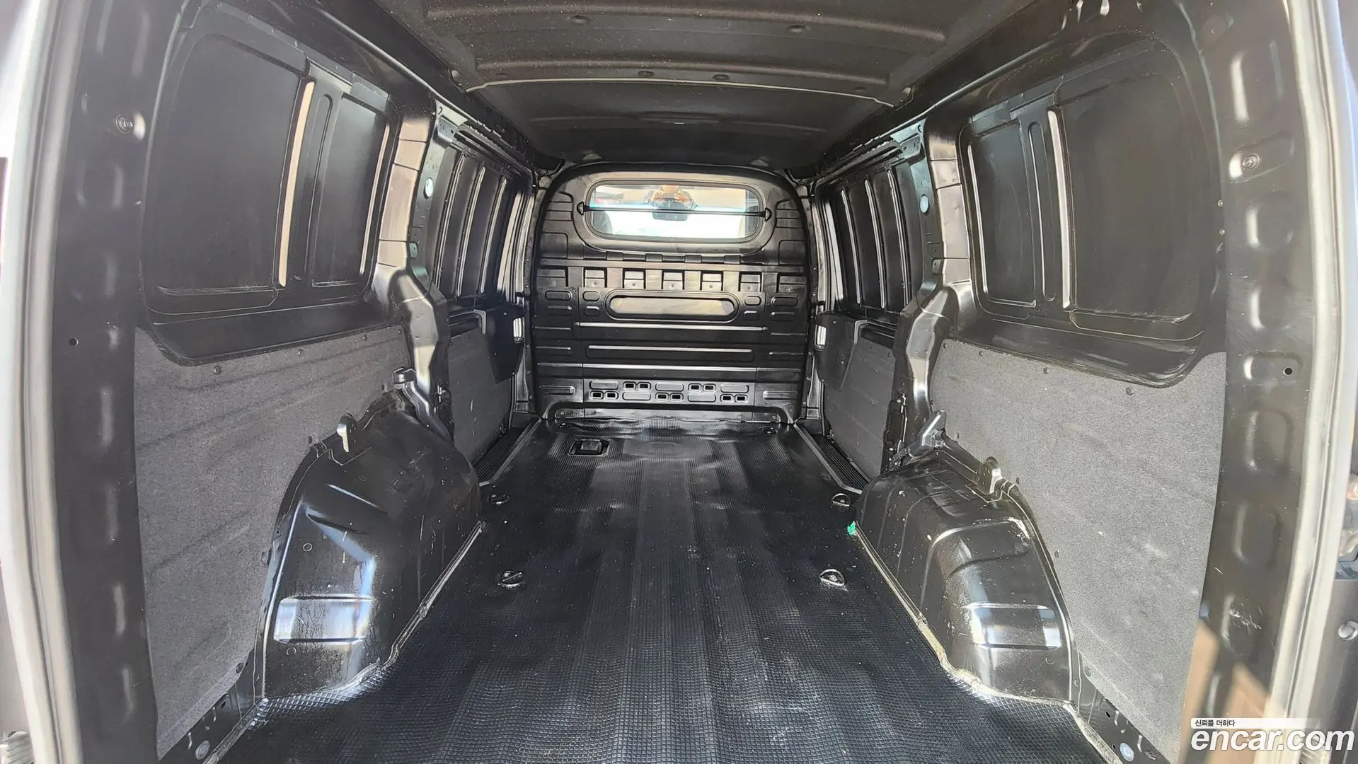 Hyundai Staria Cargo 3-Seater 2021