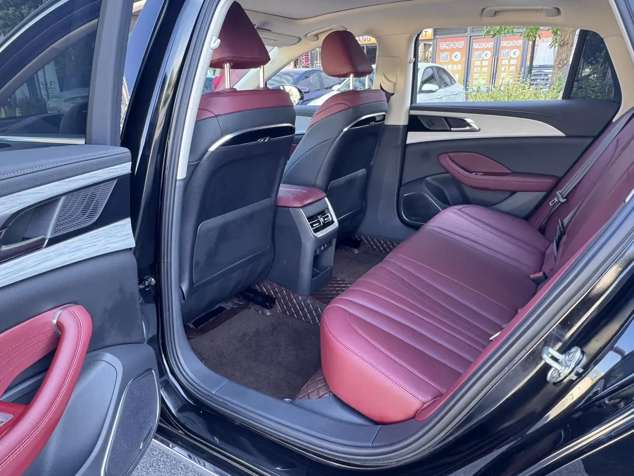 Hongqi H5 2025 1.5T DCT
