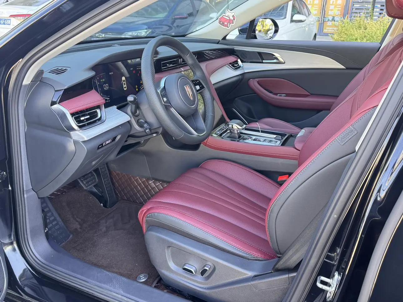 Hongqi H5 2025 1.5T DCT